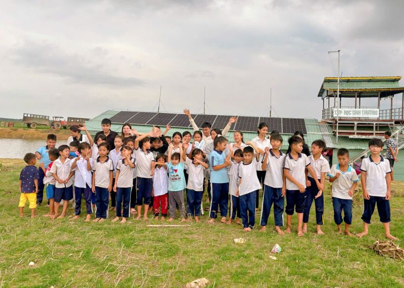 Tín Thành - Hành trình trao sữa cho em